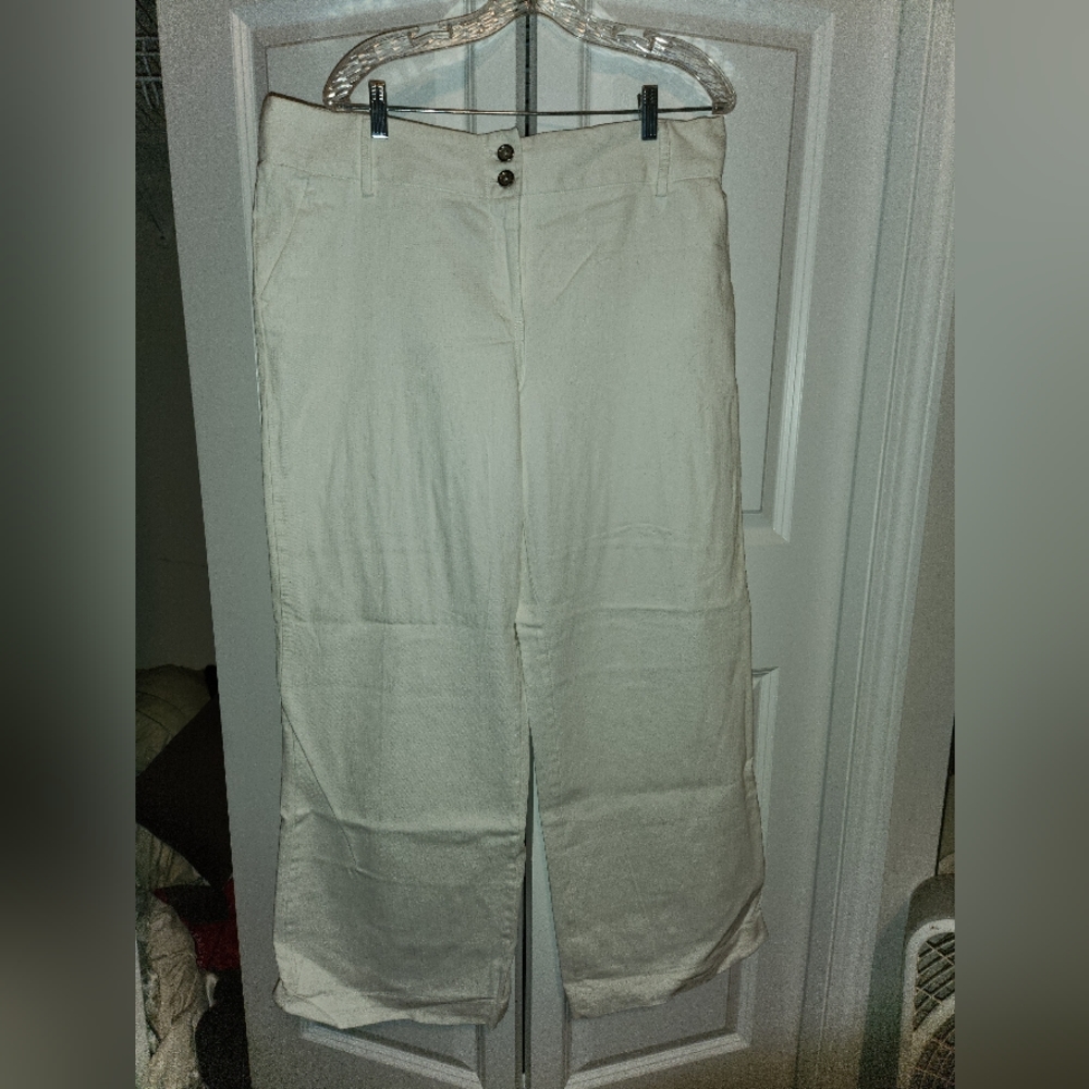 APOSTROPHE WHITE WIDE LEG WHITE JEANS 18.